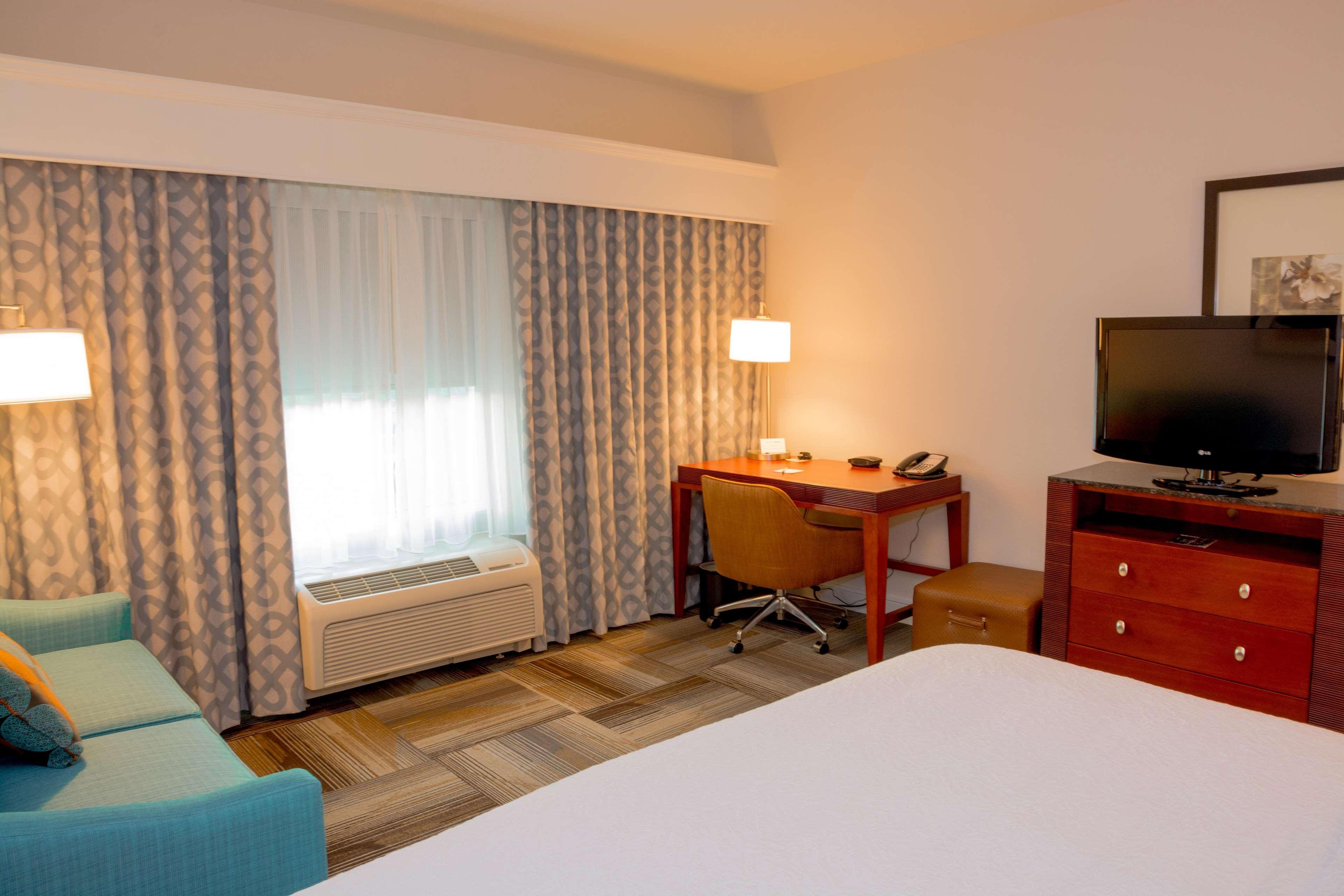 Hampton Inn & Suites Riverside/Corona East Exteriör bild