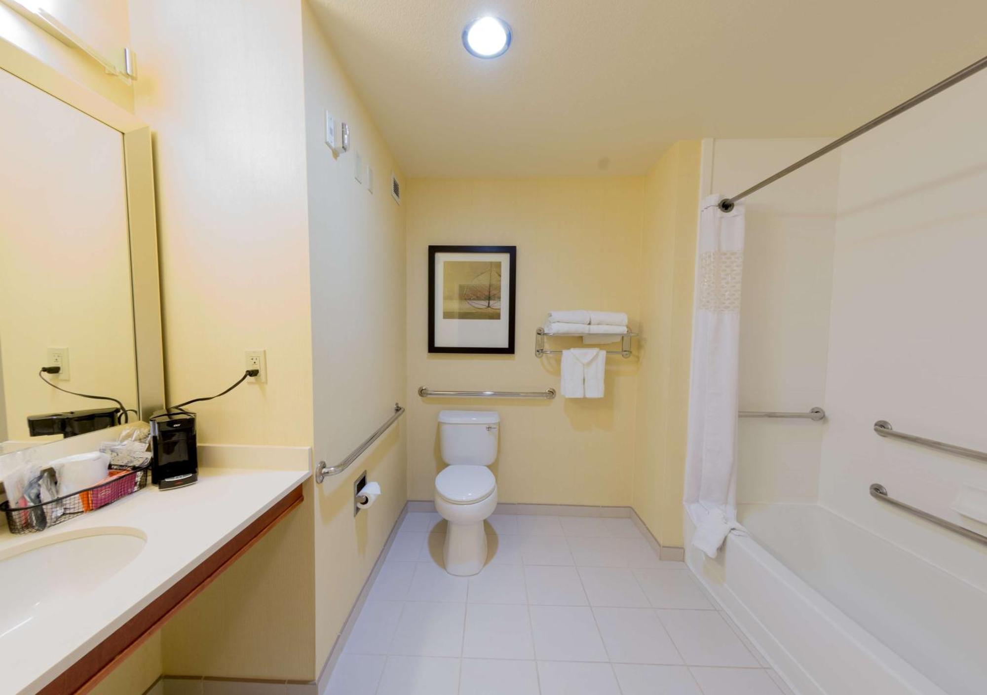 Hampton Inn & Suites Riverside/Corona East Exteriör bild